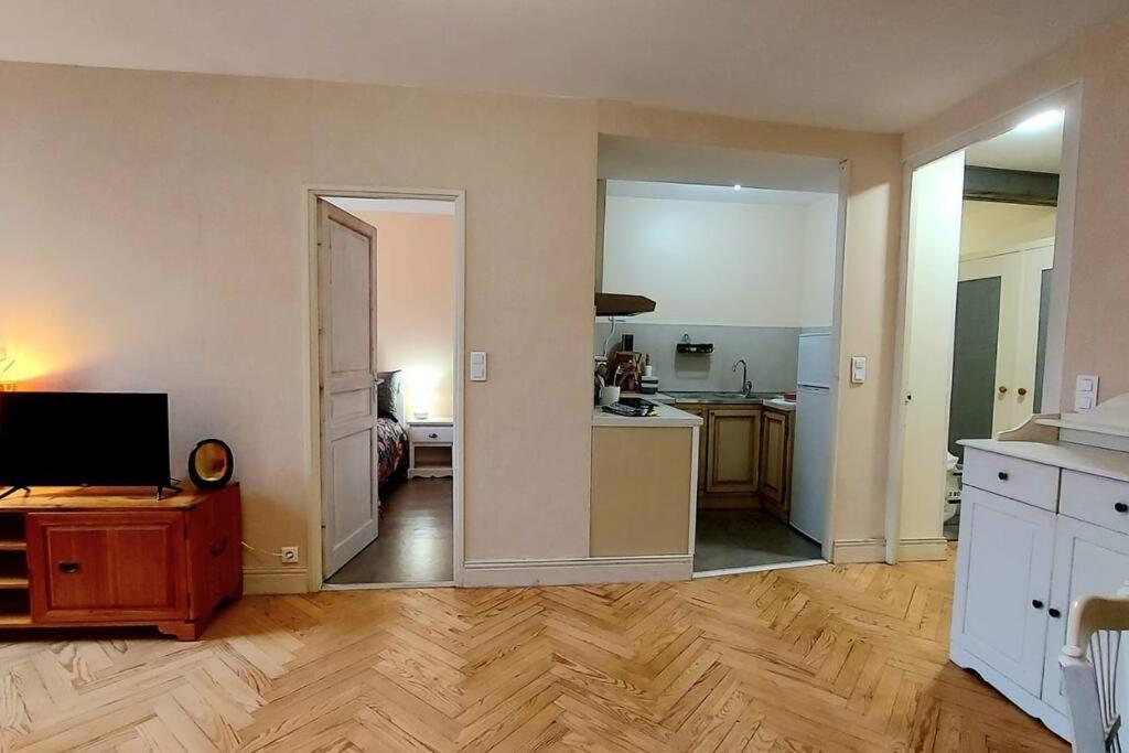 Apartament Le Spacieux Du Centre Agen Zewnętrze zdjęcie